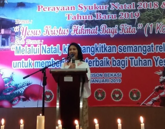 Wow, Hampir Setiap Hari Murfati Lidianto Hadiri Ibadah Syukur Natal dan Tahun Baru
