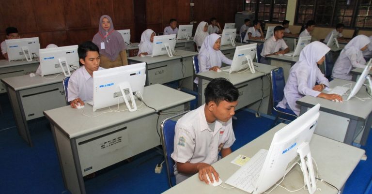 unbk-smk-di-pantai-barat-aceh-antarafoto--2_ratio-16x9