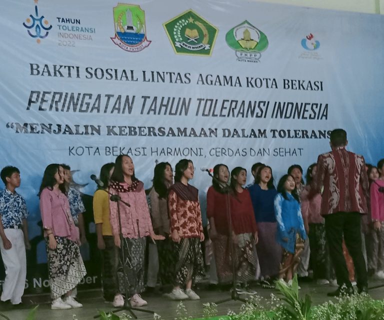 2023-2012-11-17_12-26-46_032255-berita-mediapatriot.co.id-peringati-hari-santri-dan-tahun-toleransi-indonesia-kemenag-kota-bekasi-helat-baksos-lintas-agama