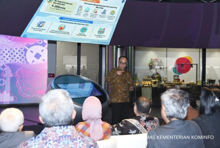 kominfo-menteri-budi-arie-kolaborasi-talenta-keamanan-siber-AYH-