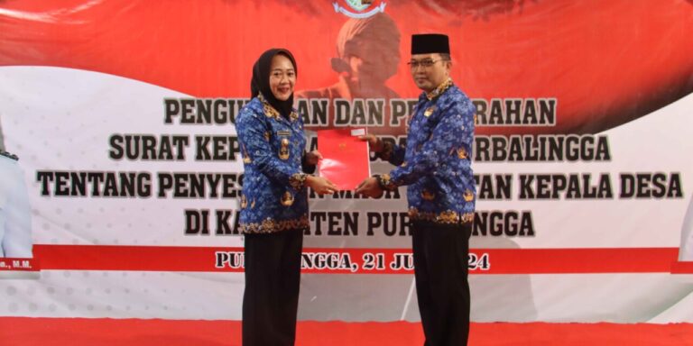 215-Kades-di-Purbalingga-Terima-SK-Perpanjangan-Masa-Jabatan-1280x640