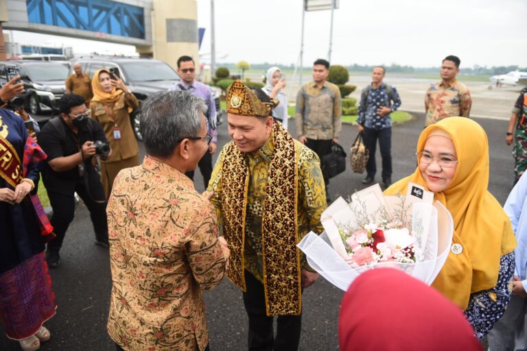 lljlgAIuVa3o9IJiKeGBs1q2WJcyWoqbklTfSXsT