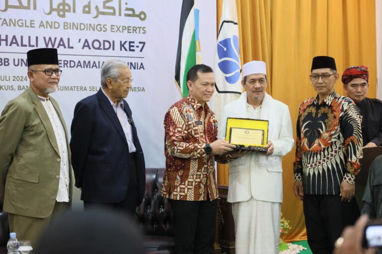 5HFK5j0JyKRVgAOmHop1eTxGReSABj3hdEV5PumG