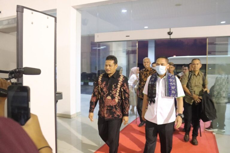 0f214ddc-435a-4585-a2f3-7de95dc1c617