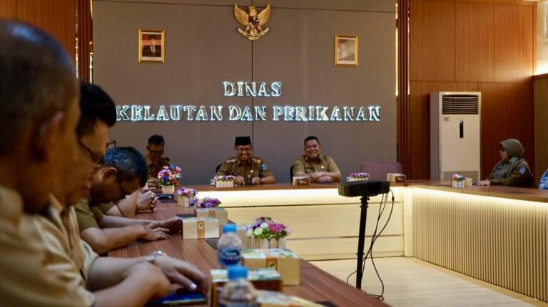 6b856bfe-6735-400d-9c11-36de3f4314e2