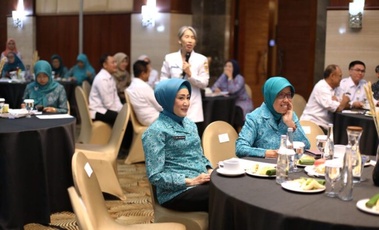 Pencanangan-Kesatuan-Gerak-PKK6-1024x621