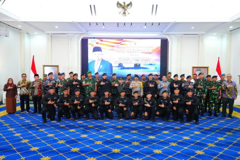 WAPRES-PENYEMATAN-HIU-KENCANA-1024x683