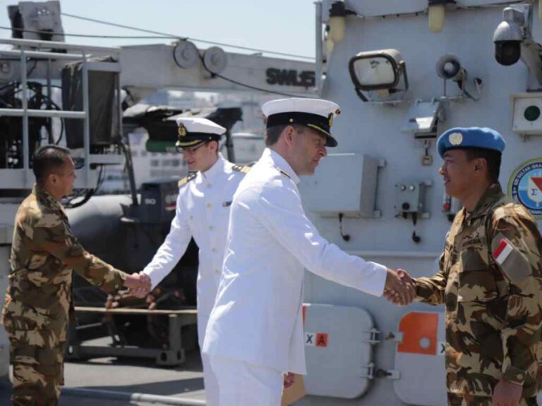 CREATOR: gd-jpeg v1.0 (using IJG JPEG v90), quality = 75?