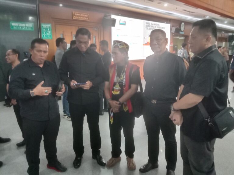 filter: 0; jpegRotation: 0; fileterIntensity: 0.000000; filterMask: 0;